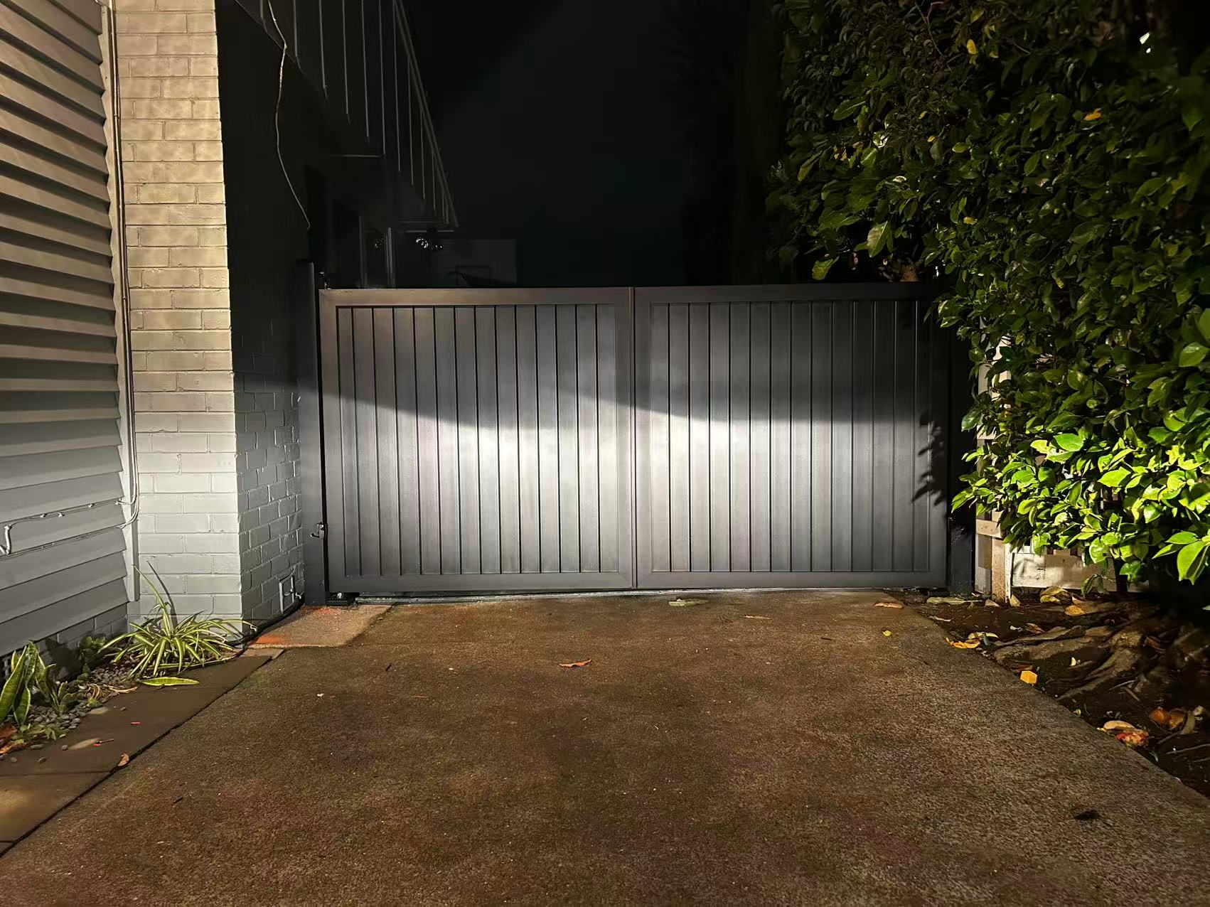 Aluminium Fencing — Supply & Install Package