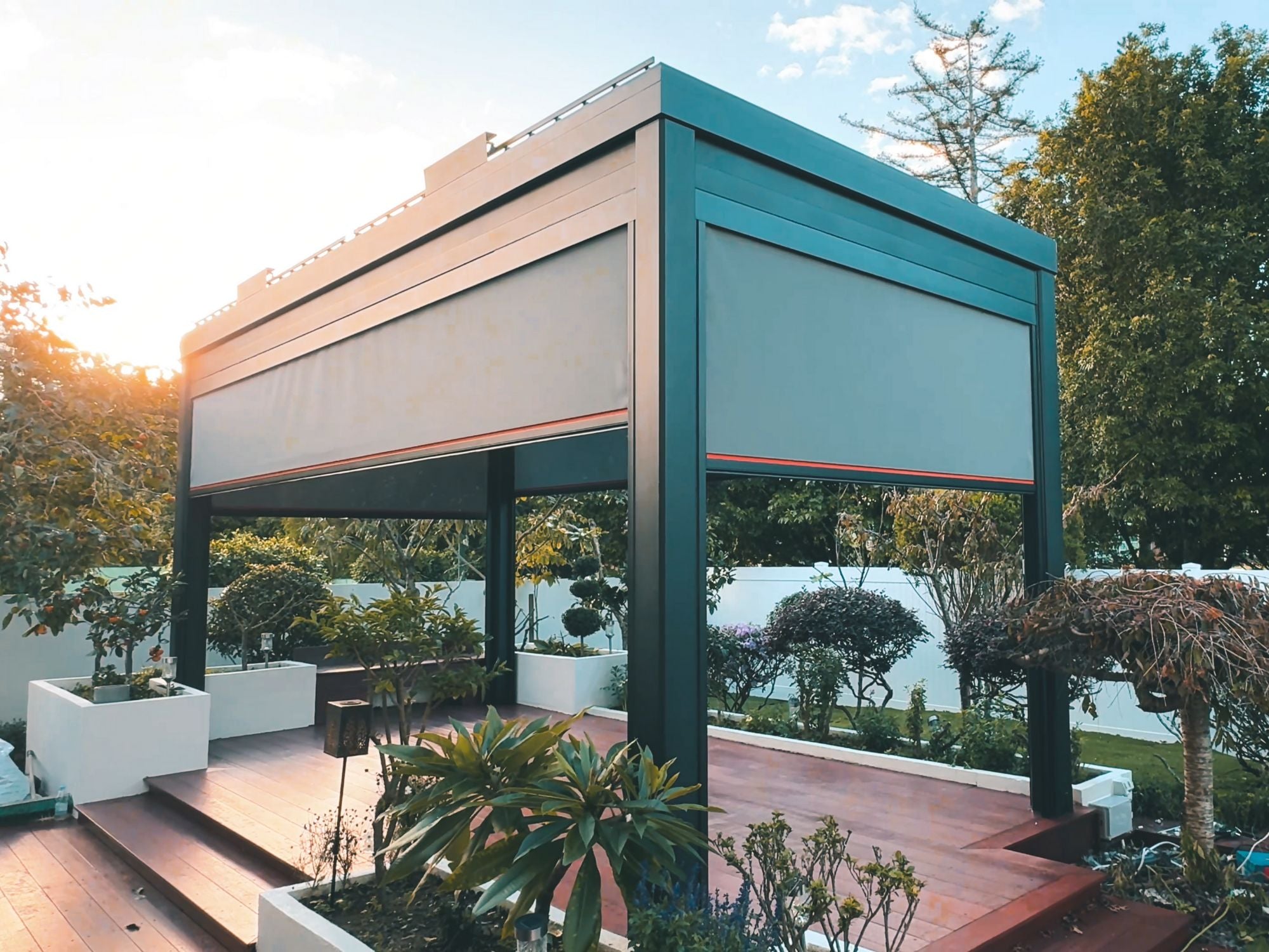 Freestanding Motorised Louvre Roof | Durable & Waterproof | HomeX