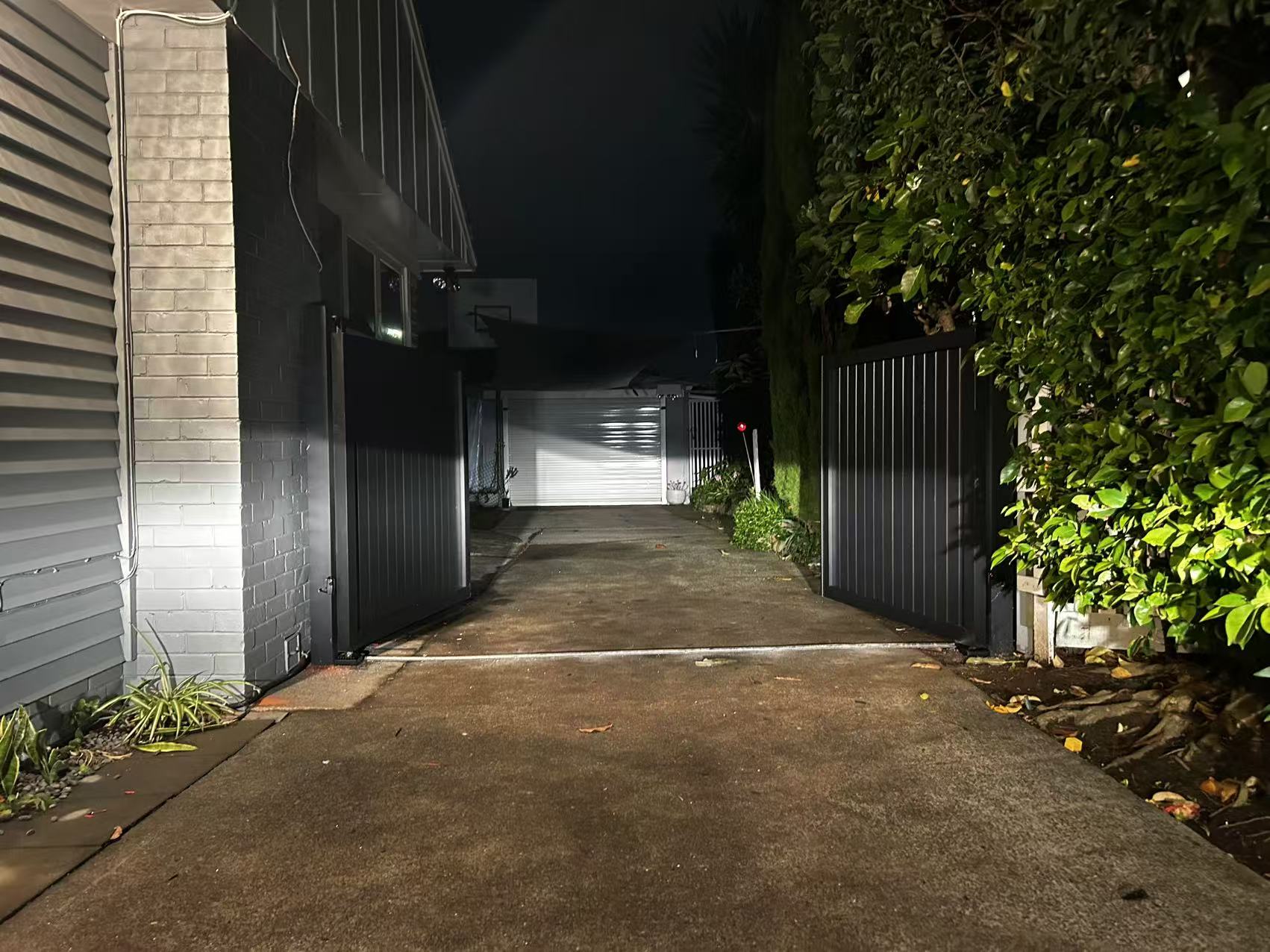 Aluminium Driveway Gate