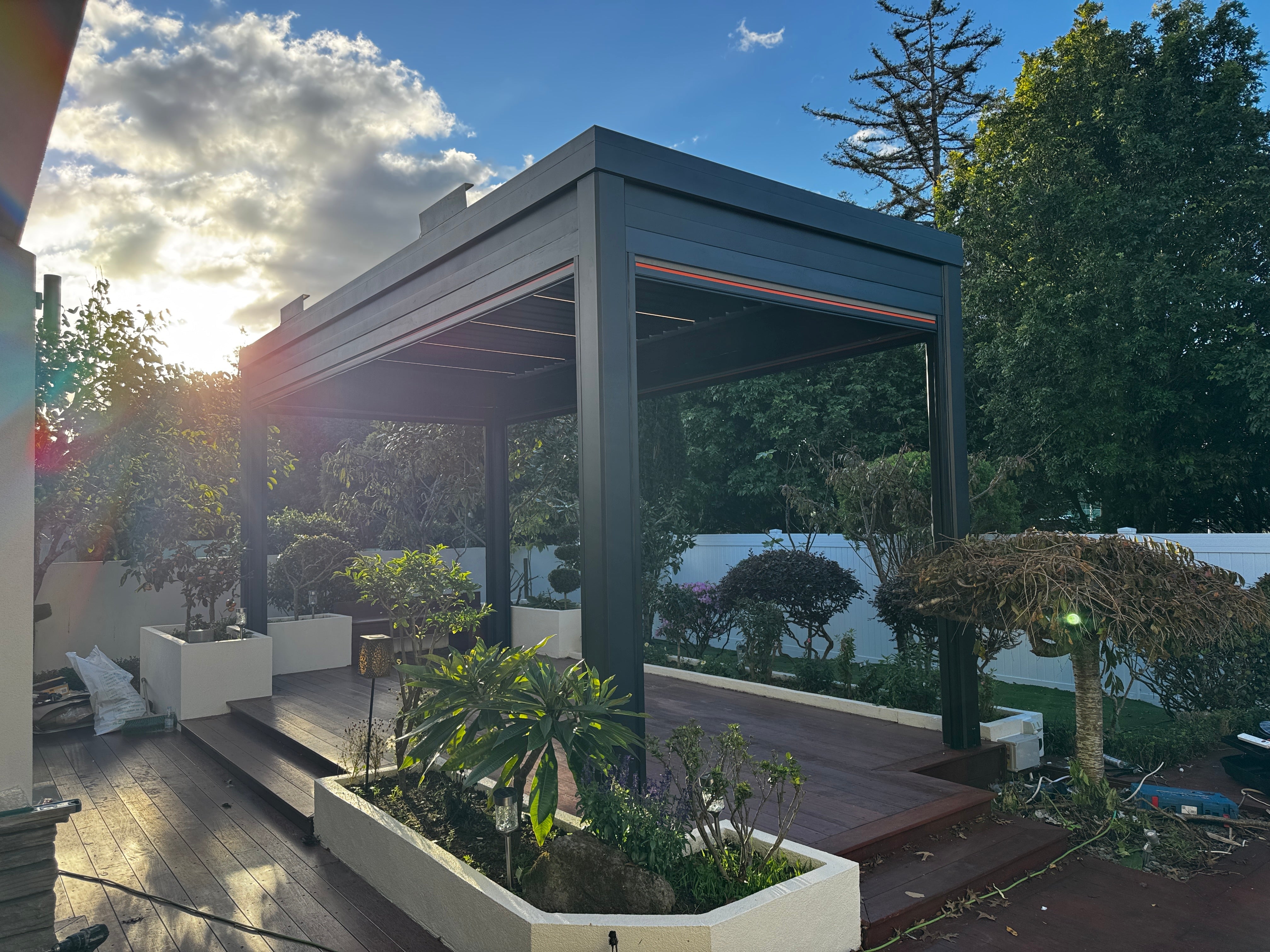 Freestanding Motorised Louvre Roof | Durable & Waterproof | HomeX